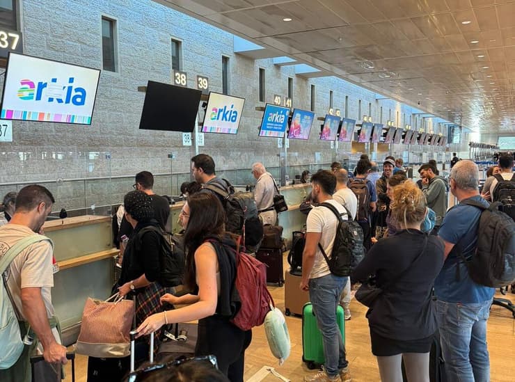 דלפקי הצ'ק אין בנתב"ג, הבוקר נתב"ג דלפקי צ'ק אין