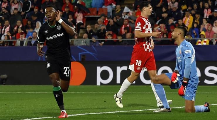 אנטוני מילאמבו רץ לחגוג