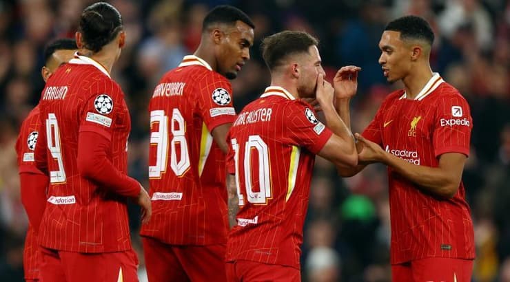 שחקני ליברפול מאושרים