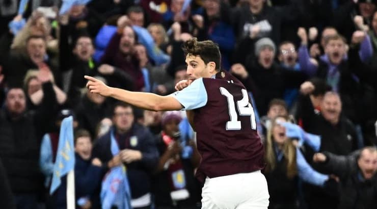 פאו טורס חגג בטירוף, אך השער שלו נפסל