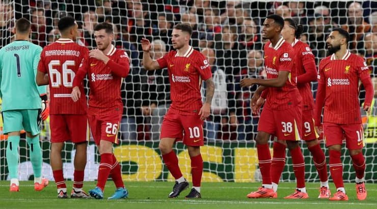 אלכסיס מק אליסטר וחבריו מרוצים