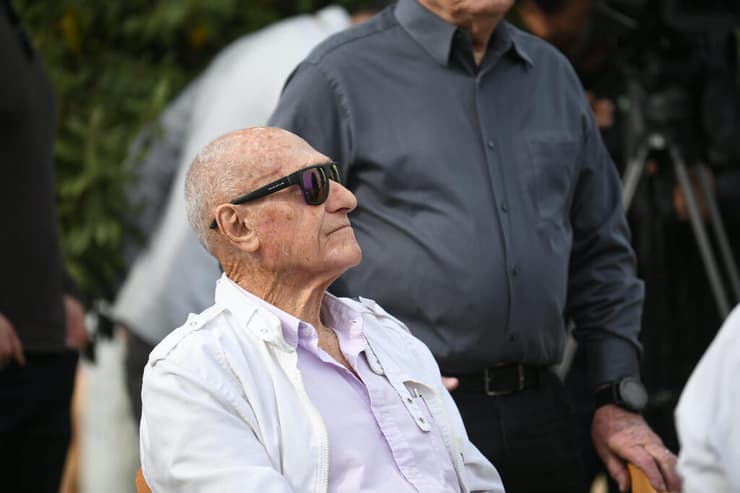 ישעיהו גביש אלוף במילואים