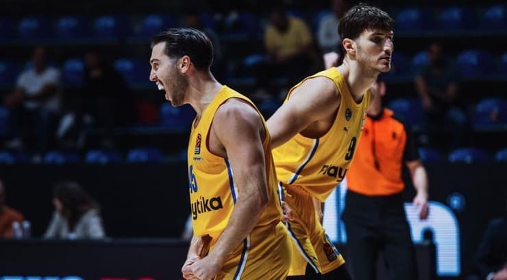 תמיר בלאט חוגג