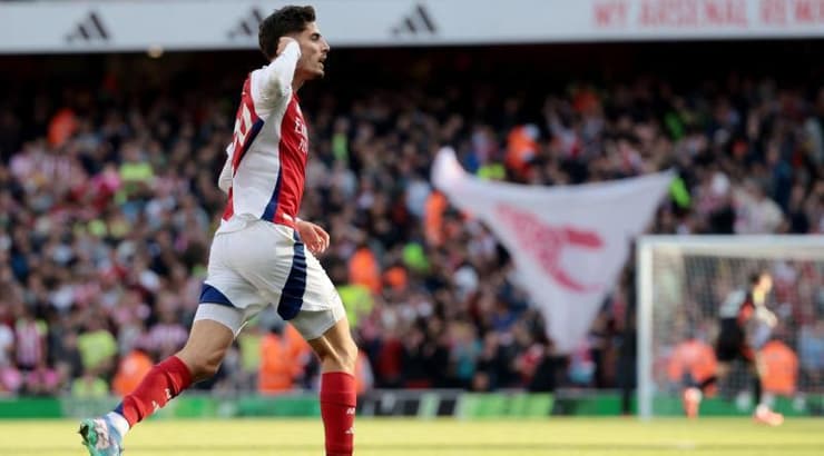 קאי האברץ מחפש את המבקרים (רויטרס) קאי האברץ מחפש את המבקרים