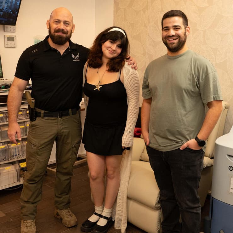 מפגש לירי בן מאיר ושגיא דובב בעמותת עזר מציון