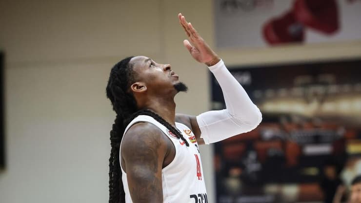 עוזב את ירושלים. ספידי סמית' (צילום: עוז מועלם) שחקני הפועל ירושלים ספידי סמית'