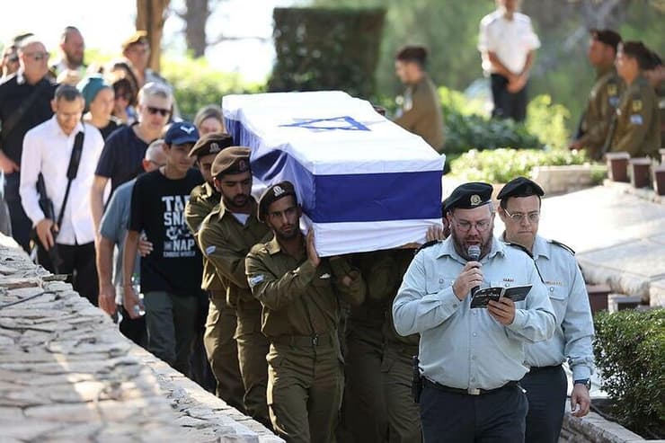  הלווייתו של טל דרור בבית העלמין הצבאי בהר הרצל