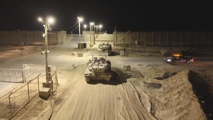 כניסת כוחות צה"ל לצפון הרצועה (צילום: דובר צה"ל) תיעוד: כניסת כוחות אוגדה 162 לצפון רצועת עזה