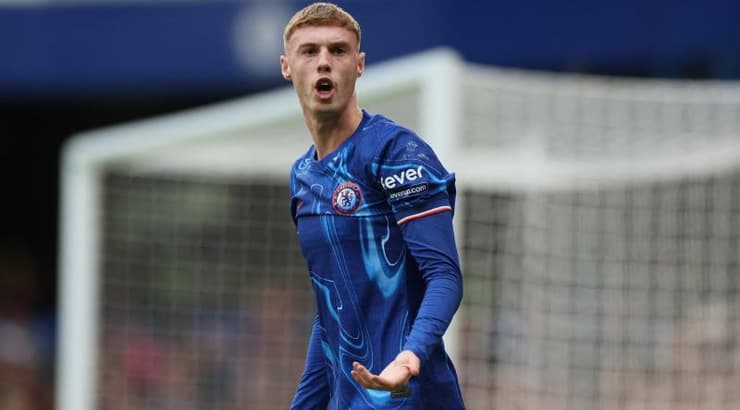 קול פאלמר לא מאמין שהכדור לא עבר את הקו