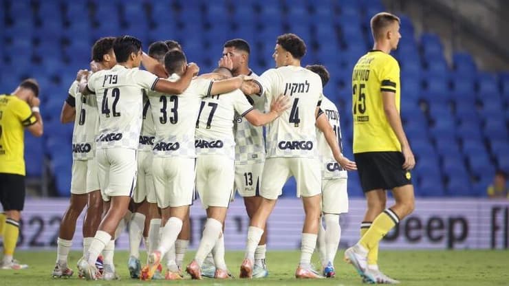 שחקני מכבי ת"א