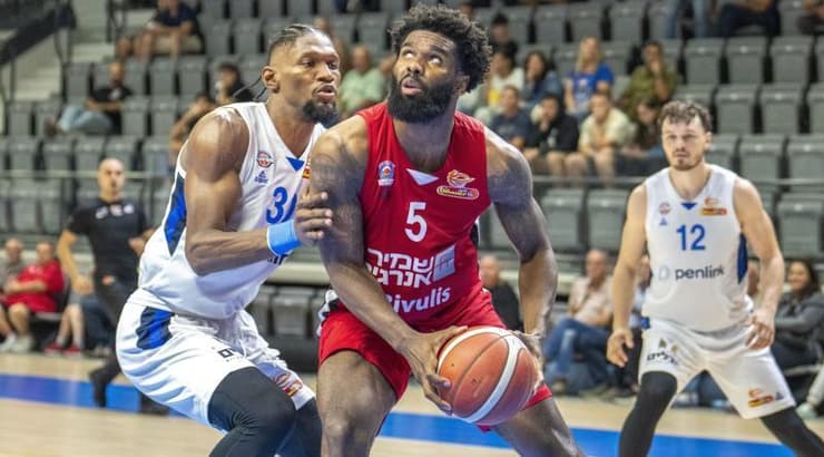 לנארד פרימן (רועי כפיר) לנארד פרימן