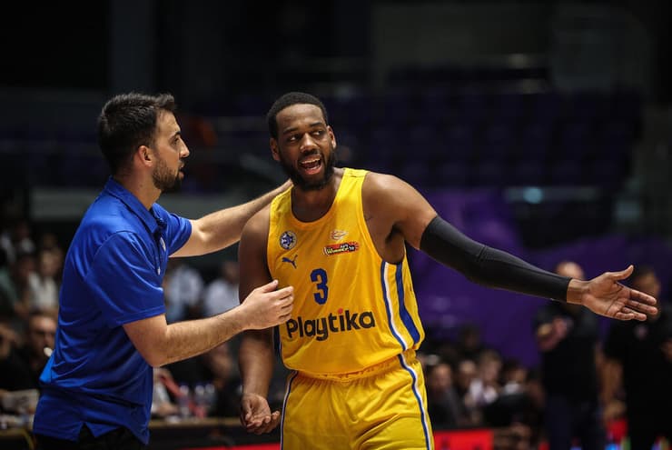 יעזוב את מכבי ת"א? לויד (צילום: עוז מועלם) לויד