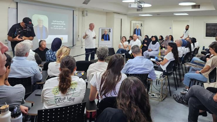 בטקס לזכרה של סילבר. "הייתה אור בלתי נדלה" (צילום: באדיבות ארגון "אג'יק - מכון הנגב") בטקס לזכרה של סילבר. "הייתה אור בלתי נדלה"