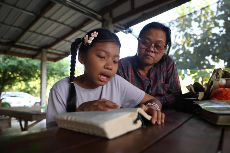 אירדה סריאון בתו של ווצ'ארה חטוף מ תאילנד שחטוף ב עזה חטופים תאילנדים