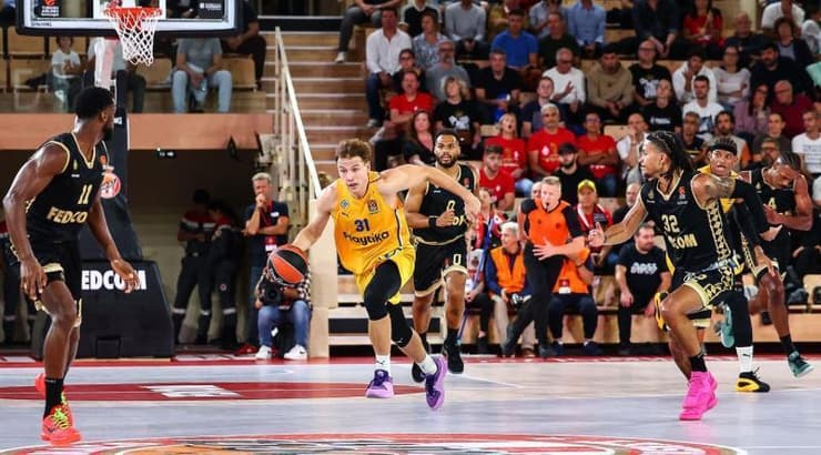 רוקאס יוקובאיטיס