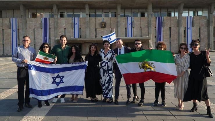 משלחת של גולים איראנים בכנסת ישראל