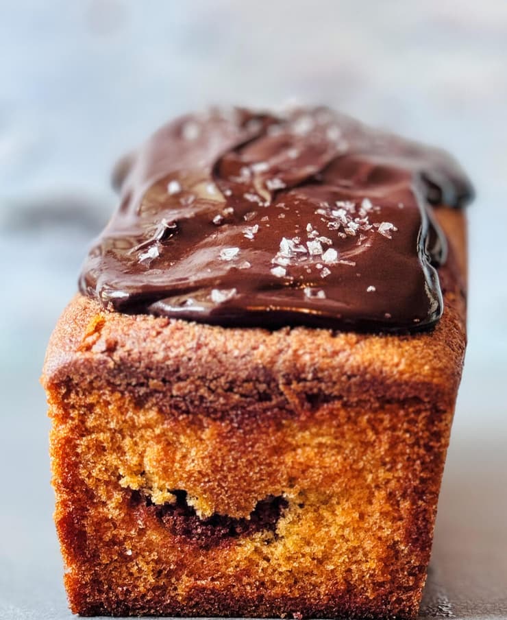 צילום וסטיילינג: רותי רוסו עוגת בננה עם שוקולד מלוח