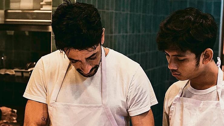 שף ניר מסיקה במסעדת "דאו" בקופנגן