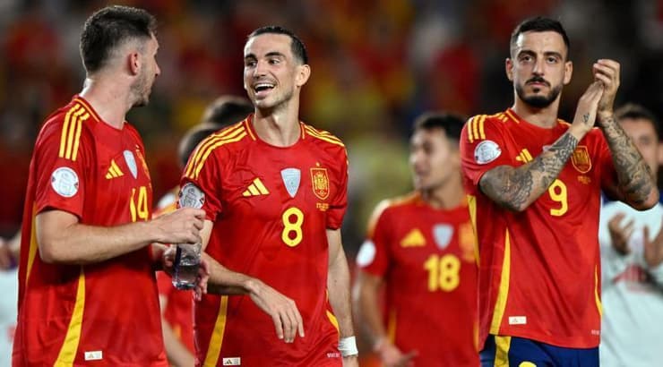שחקני נבחרת ספרד מרוצים