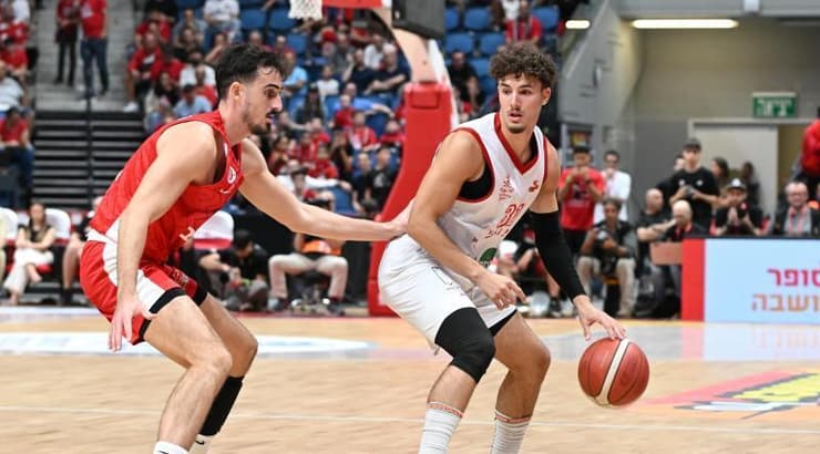 נועם יעקב מול אור קורנליוס