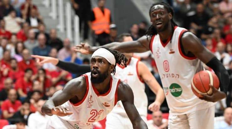 פטריק בברלי וג'ונתן מוטלי