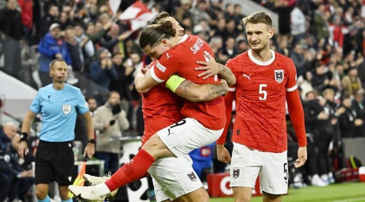 שחקני אוסטריה מאושרים (רויטרס) שחקני אוסטריה מאושרים