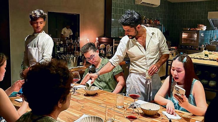 שף ניר מסיקה במסעדת "דאו" בקופנגן