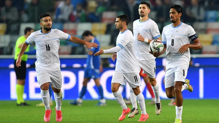 אבו פאני והחברים חוגגים