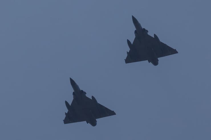 חיל האוויר של טייוואן פועל על רקע תרגיל גדול של סין