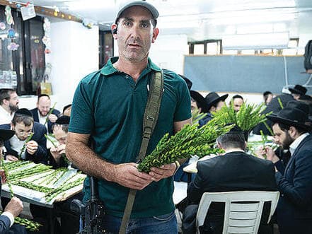 ישראל פרידמן וההדסים (צילום: יובל חן) yk14117276