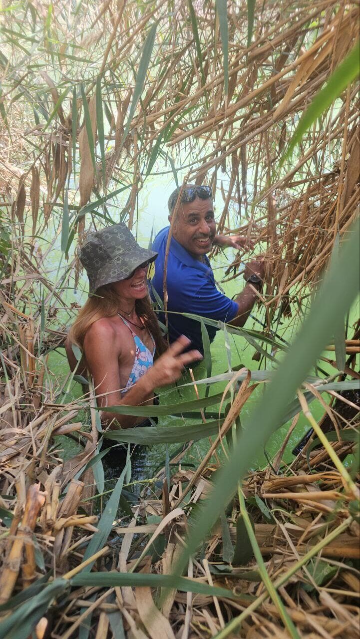 חיים מוביל אל פינת החמד הנסתרת (צילום: אסף קמר) הבריכה הסודית בעוטף עזה