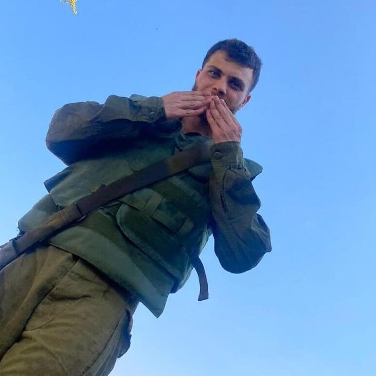 מתן לוי התעוור בעזה מתמחה בפרקליטות