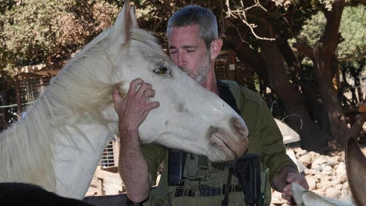 אלון בורנשטיין. ״הטראומה נוגעת בכולם״ (צילום: אפי שריר) אלון בורנשטיין