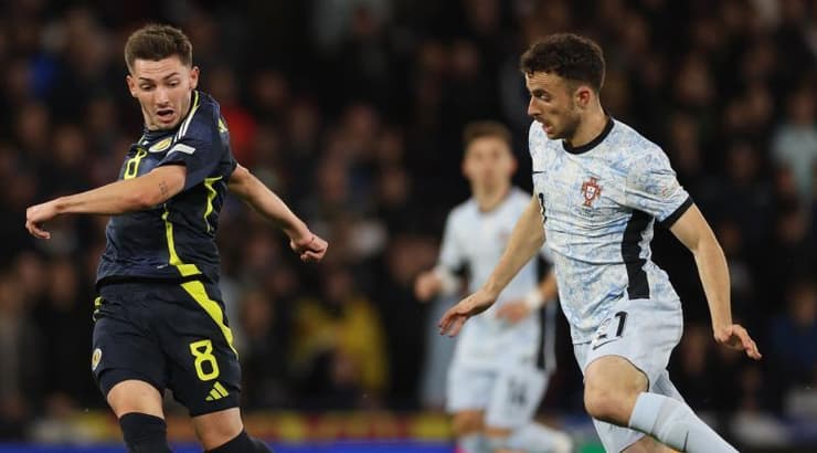 דיוגו ז'וטה מול בילי גילמור (רויטרס) דיוגו ז'וטה מול בילי גילמור