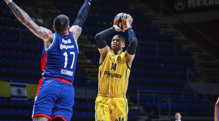 חסיאל ריברו