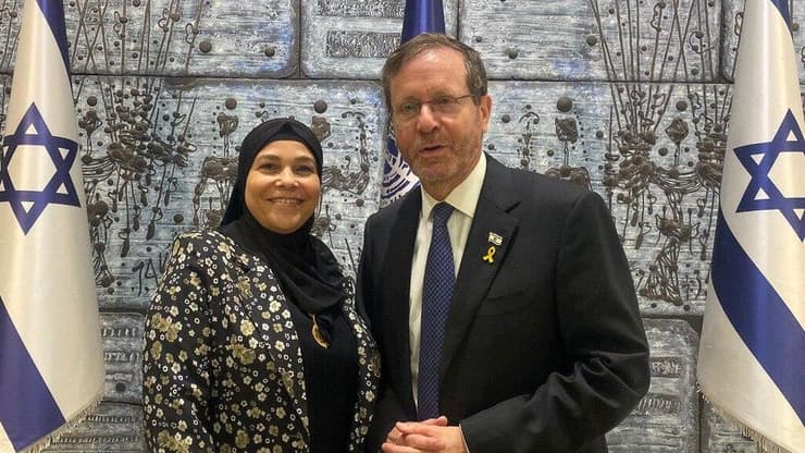 אימאן אטרש עם הנשיא