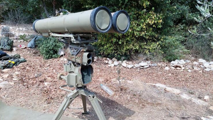 דרום לבנון לוחמי לוחמים חטיבת עציוני איתרו איתור משגרים משגרי טילים כוונו כיוון שטח ישראל ארץ פעילות קרקעית מחסלים חיסול מחבלים פירים אמצעי לחימה מנהרה נ"ט רימונים מחסניות מלחמה מלחמת חרבות ברזל