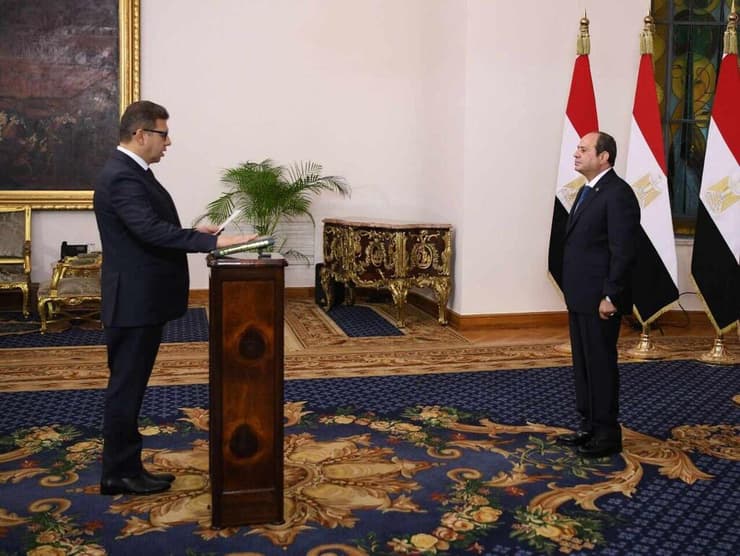 השבעתו של חסן מחמוד רשאד, ראש המודיעין המצרי החדש