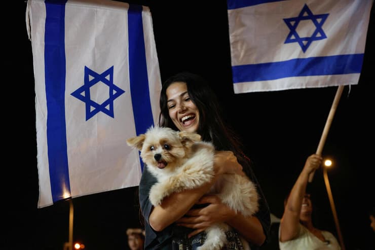 חוגגים חיסול בשדרות