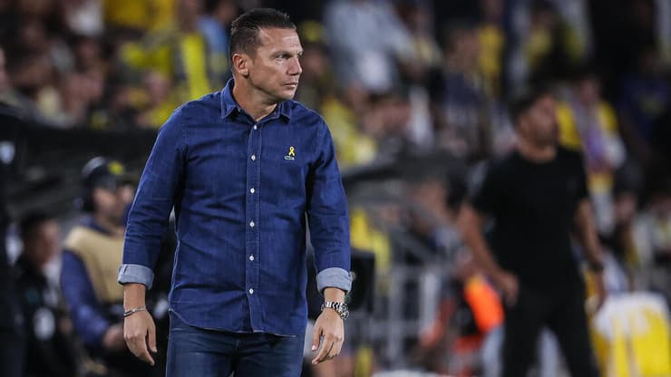 מאמן מכבי חיפה ברק בכר