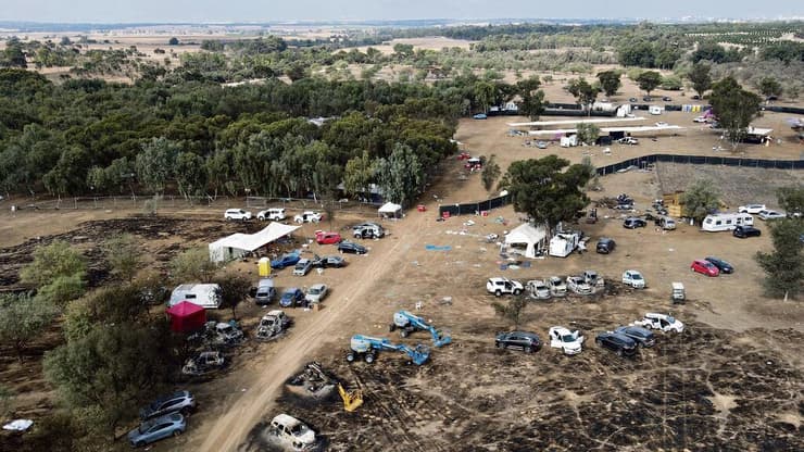 אנשים ברחבי העולם שכחו מה קרה פה באותו היום. מתחם מסיבת הנובה ברעים (צילום: Jack Guez, AFP) מתחם מסיבת הנובה ברעים