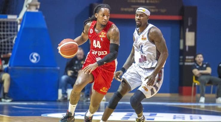 ספידי סמית' מול שאבון לואיס (רועי כפיר) ספידי סמית' מול שאבון לואיס