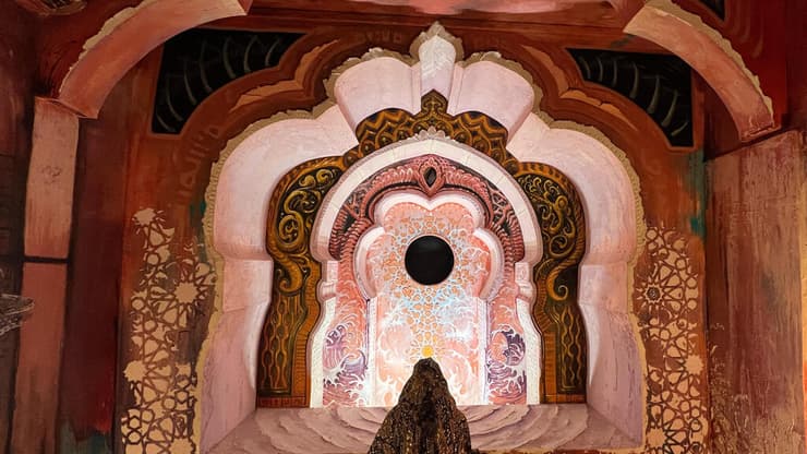 יצירה של דניאל פילוסוף ורוס באימפריאל