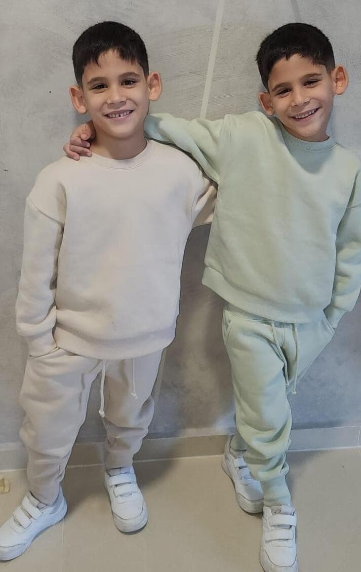 אופק ורועי ניתוח להצמדת אוזניים