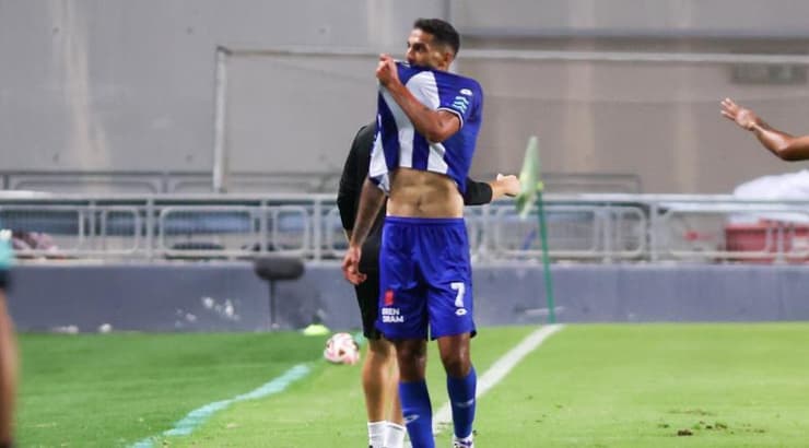 בן אז'ובל חוגג (שחר גרוס) בן אז'ובל חוגג