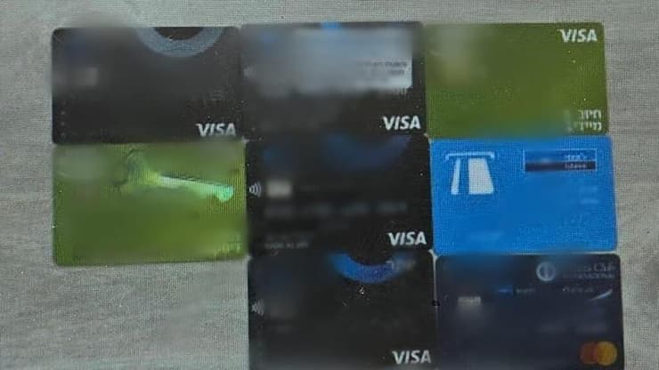 הרכוש שנתפס בבית המחבלים