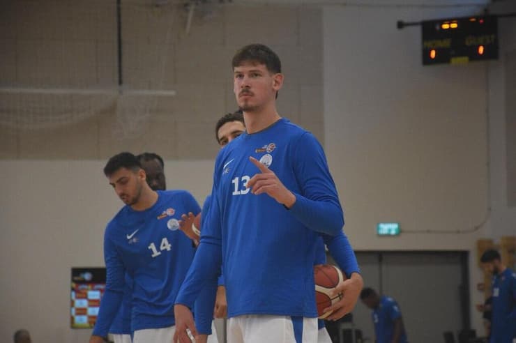 בכורה מרגשת (צילום: יהלי חן) מ.כ עוטף דרום עושה היסטוריה במשחק ביתי ראשון בליגה לאומית