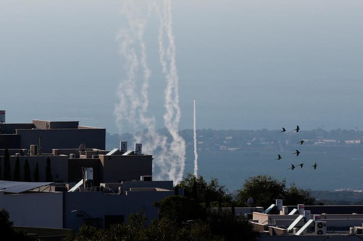ארכיון. יירוטים בצפון (צילום: REUTERS/Gonzalo Fuentes) יירוטים בצפון