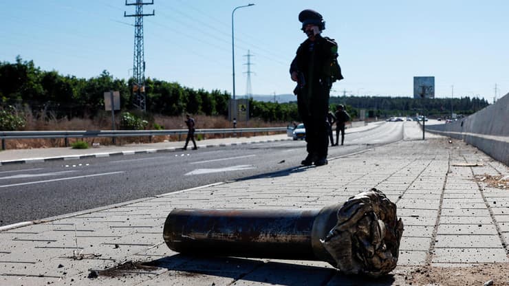 זירת הנפילה בנהריה (צילום: REUTERS/Gonzalo Fuentes) נהריה