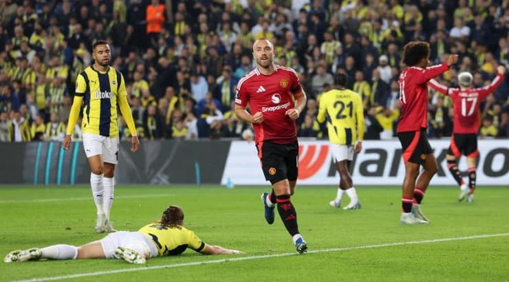 כריסטיאן אריקסן חוגג